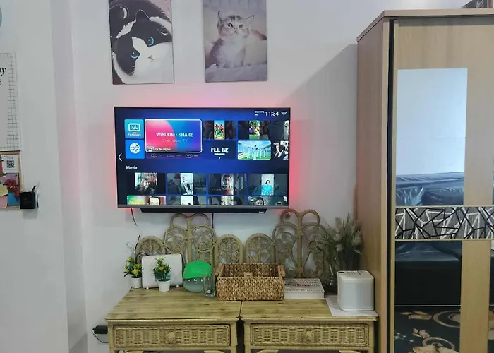 17th Floor Tower B Haven With Netflix, Ac And Free Wifi
