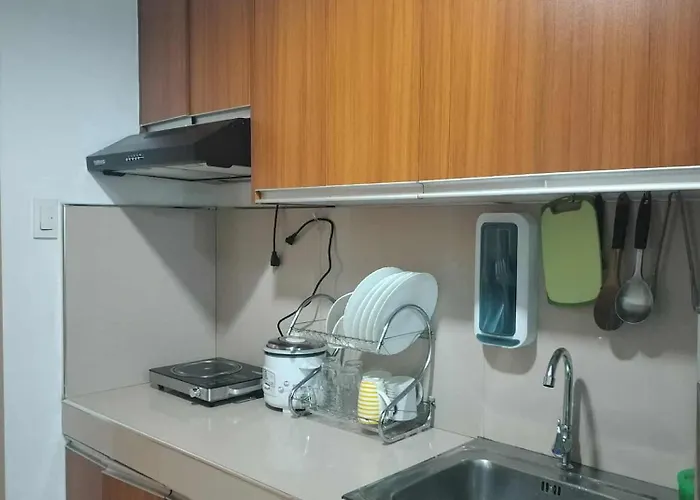 17th Floor Tower B Haven With Netflix, Ac And Free Wifi *