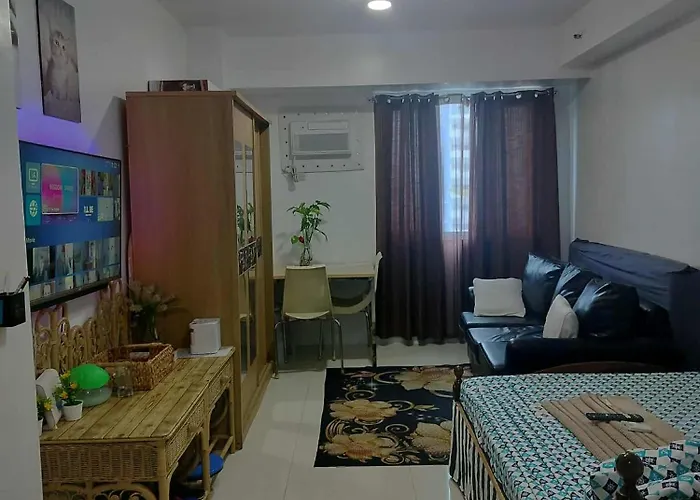 17th Floor Tower B Haven With Netflix, Ac And Free Wifi Manila